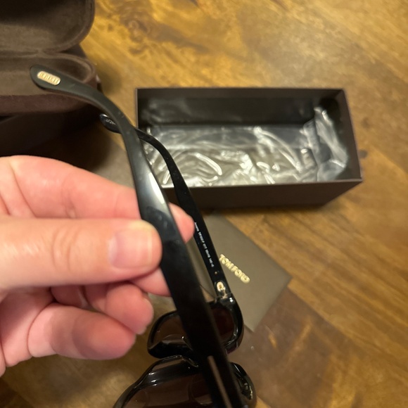 Tom Ford Women’s Sunglasses - Picture 3 of 3